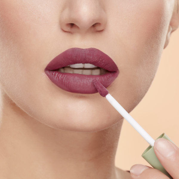 BARRA DE LABIOS FLUIDA MATE FORMULA PURA